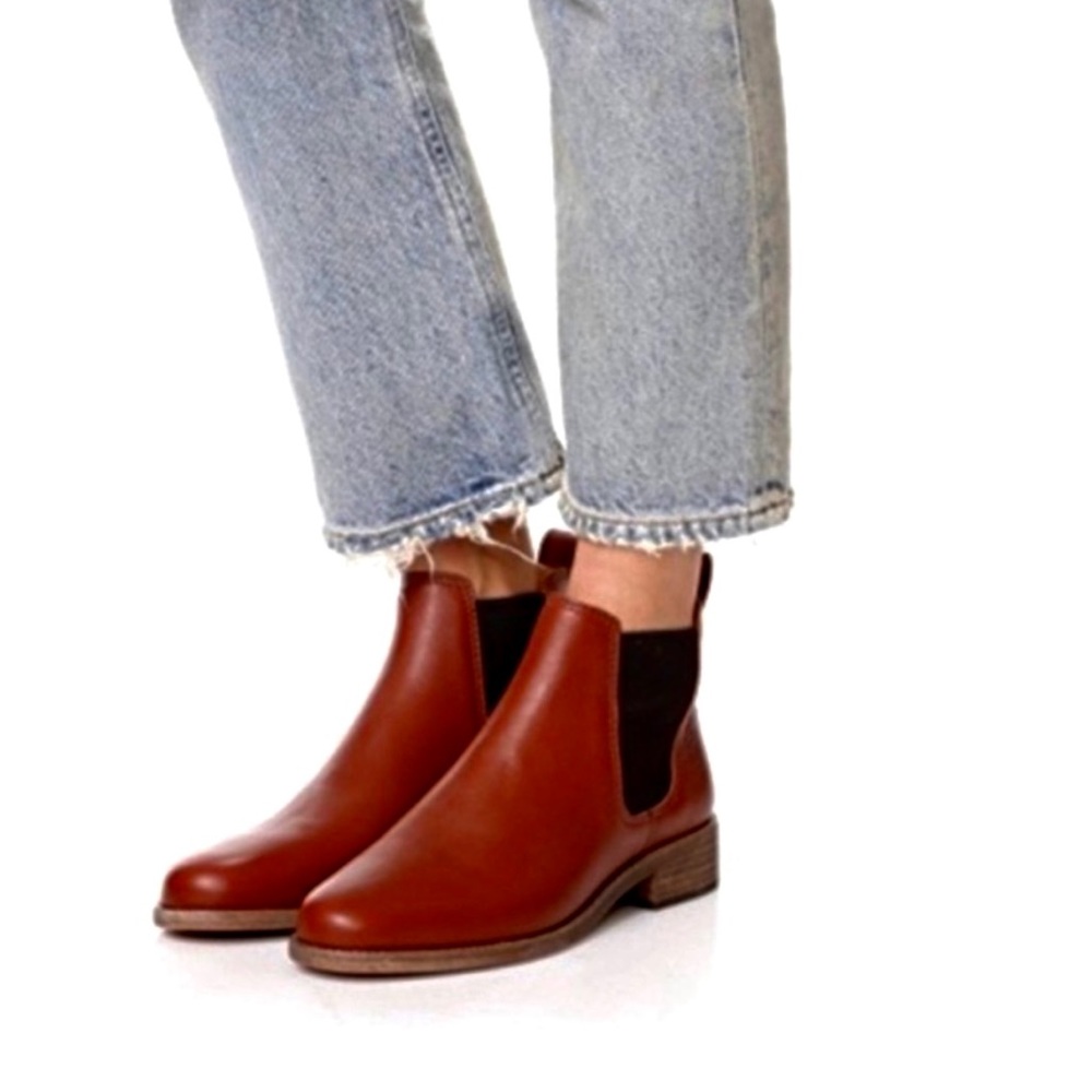 The Ainsley Chelsea boot in brown leather